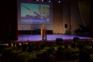 Військовослужбовці академії сухопутних військ вшанували воїнів-артилеристів та військових інженерів із нагоди професійного свята