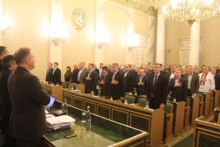Депутати вшанували пам'ять учасників АТО, які пішли з життя